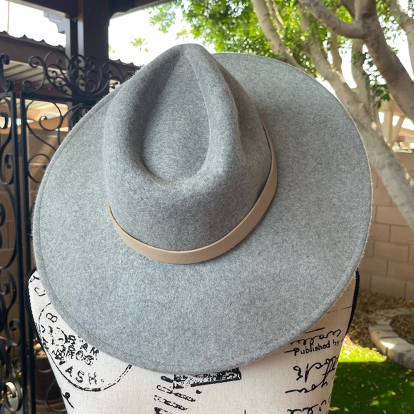 New Unisex Classic Neutral Gray Wool Hat with Tan Leather band on Wide Brim - Picture 5 of 16
